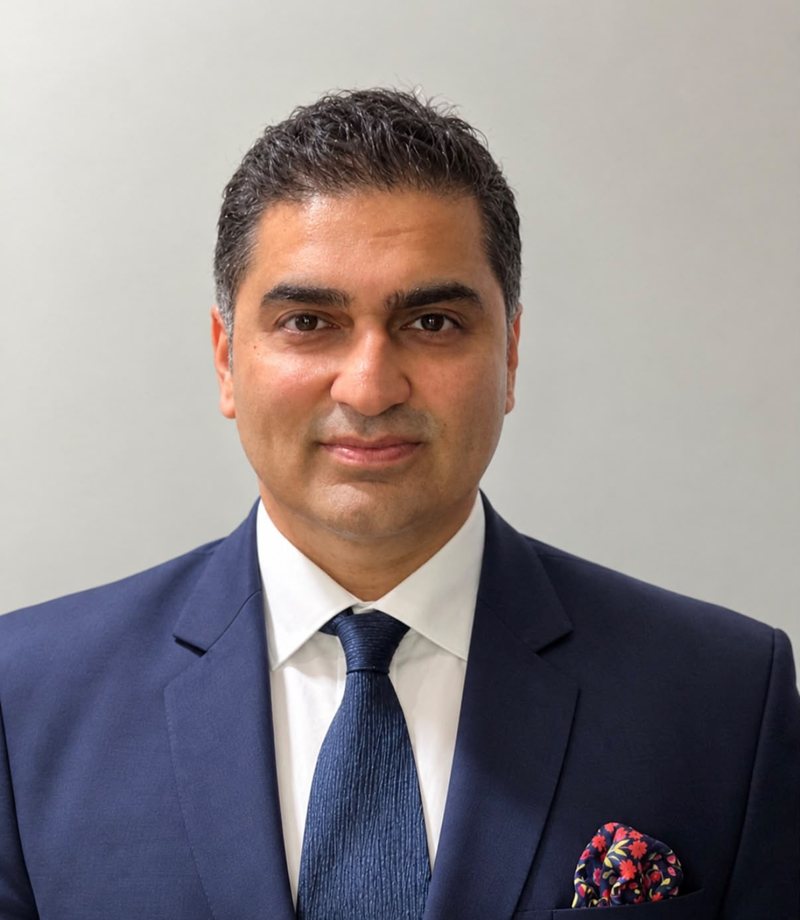 Shri Mayank Khanna